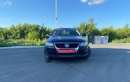 Volkswagen Passat B6, 2007 год, 300 000 рублей, 2 фотография