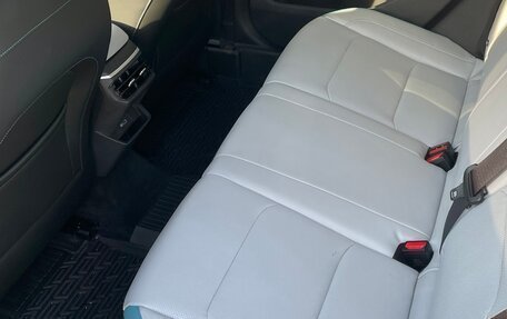 Geely Emgrand, 2023 год, 1 799 000 рублей, 17 фотография