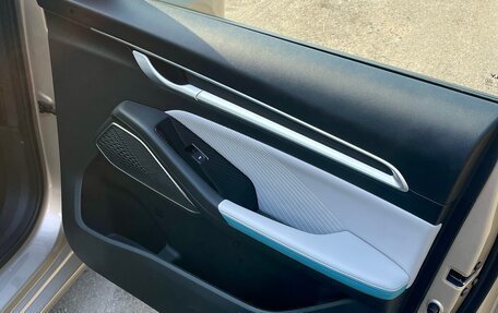 Geely Emgrand, 2023 год, 1 799 000 рублей, 19 фотография