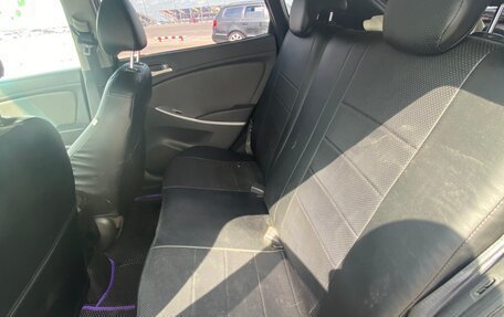 Hyundai Solaris II рестайлинг, 2012 год, 630 000 рублей, 14 фотография