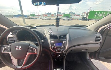 Hyundai Solaris II рестайлинг, 2012 год, 630 000 рублей, 13 фотография