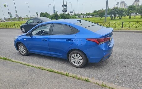 Hyundai Solaris II рестайлинг, 2019 год, 999 000 рублей, 2 фотография