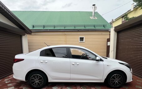 KIA Rio IV, 2021 год, 1 790 000 рублей, 7 фотография