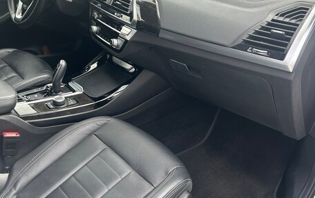 BMW X3, 2018 год, 4 000 000 рублей, 10 фотография