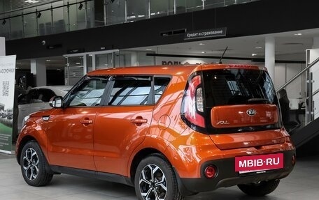KIA Soul II рестайлинг, 2018 год, 1 488 000 рублей, 6 фотография
