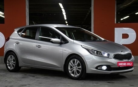 KIA cee'd III, 2013 год, 998 000 рублей, 3 фотография