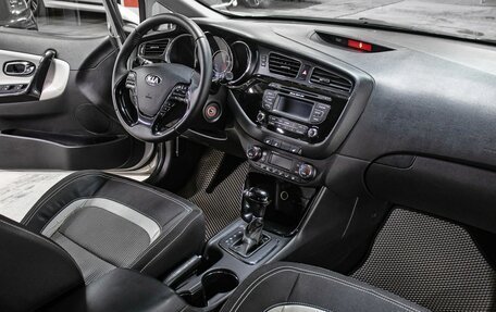 KIA cee'd III, 2013 год, 998 000 рублей, 11 фотография