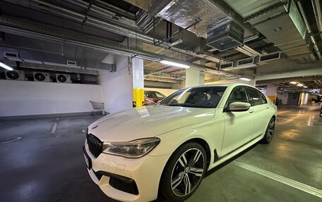 BMW 7 серия, 2017 год, 3 600 000 рублей, 11 фотография