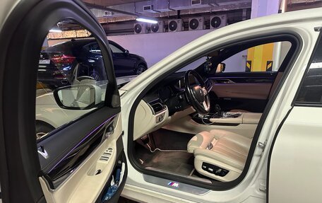 BMW 7 серия, 2017 год, 3 600 000 рублей, 3 фотография