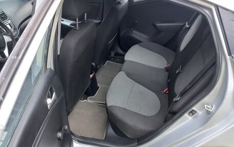 Hyundai Solaris II рестайлинг, 2012 год, 490 000 рублей, 5 фотография