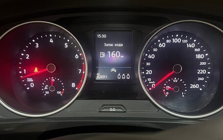 Volkswagen Tiguan II, 2021 год, 2 600 000 рублей, 7 фотография