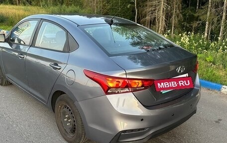 Hyundai Solaris II рестайлинг, 2018 год, 790 000 рублей, 4 фотография