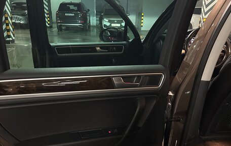 Volkswagen Touareg III, 2014 год, 2 500 000 рублей, 15 фотография