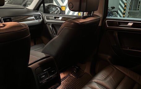 Volkswagen Touareg III, 2014 год, 2 500 000 рублей, 14 фотография