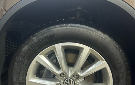 Volkswagen Touareg III, 2014 год, 2 500 000 рублей, 16 фотография