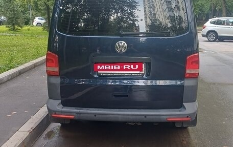 Volkswagen Caravelle T5, 2013 год, 2 760 000 рублей, 4 фотография