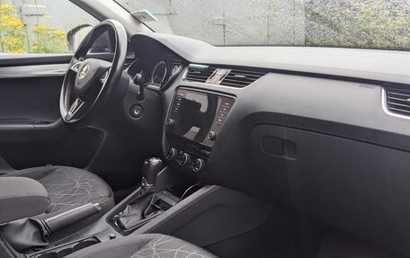 Skoda Octavia, 2019 год, 1 980 000 рублей, 9 фотография