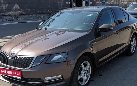 Skoda Octavia, 2019 год, 1 980 000 рублей, 2 фотография