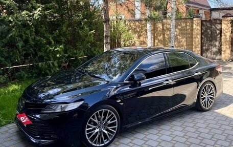 Toyota Camry, 2020 год, 3 350 000 рублей, 1 фотография