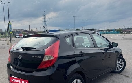 Hyundai Solaris II рестайлинг, 2015 год, 950 000 рублей, 5 фотография
