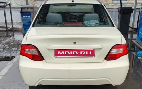 Daewoo Nexia I рестайлинг, 2010 год, 260 000 рублей, 3 фотография