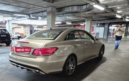 Mercedes-Benz E-Класс, 2015 год, 2 370 000 рублей, 6 фотография