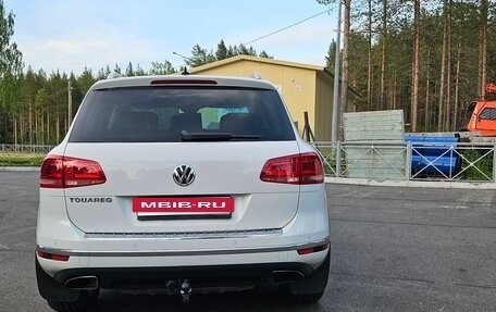 Volkswagen Touareg III, 2015 год, 2 650 000 рублей, 3 фотография