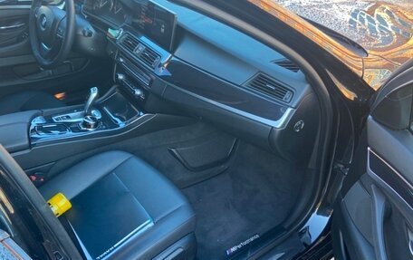 BMW 5 серия, 2016 год, 2 310 000 рублей, 6 фотография