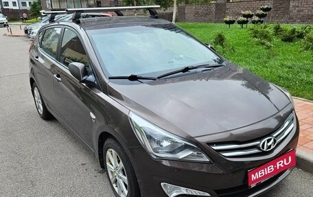 Hyundai Solaris II рестайлинг, 2015 год, 1 080 000 рублей, 1 фотография