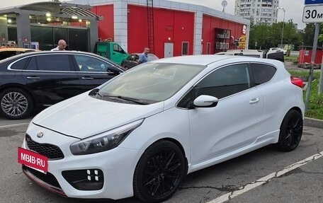 KIA cee'd GT II, 2015 год, 1 070 000 рублей, 10 фотография