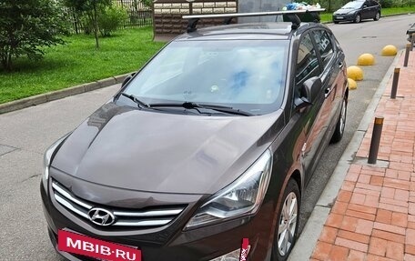 Hyundai Solaris II рестайлинг, 2015 год, 1 080 000 рублей, 2 фотография