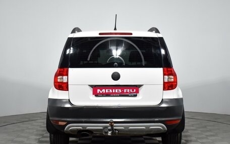 Skoda Yeti I рестайлинг, 2013 год, 400 000 рублей, 6 фотография