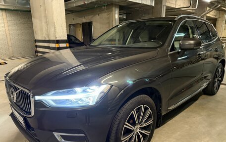 Volvo XC60 II, 2018 год, 3 150 000 рублей, 2 фотография