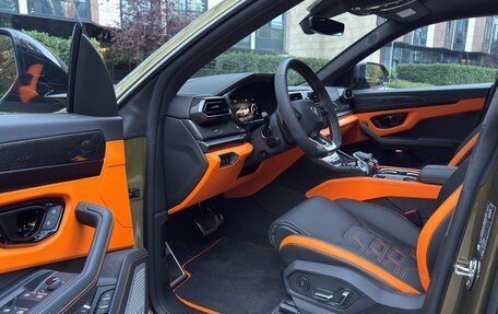 Lamborghini Urus I, 2025 год, 44 900 000 рублей, 13 фотография