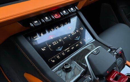 Lamborghini Urus I, 2025 год, 44 900 000 рублей, 20 фотография