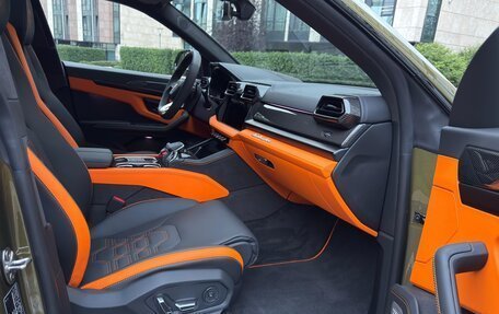 Lamborghini Urus I, 2025 год, 44 900 000 рублей, 26 фотография
