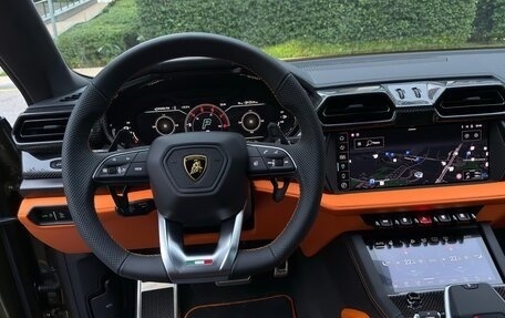 Lamborghini Urus I, 2025 год, 44 900 000 рублей, 18 фотография