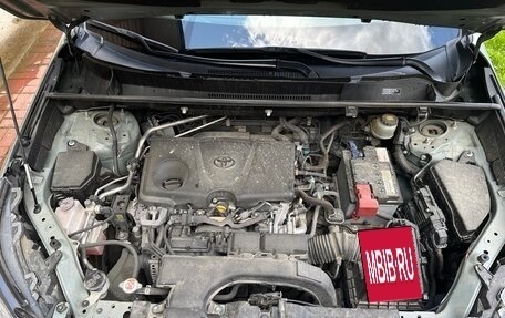 Toyota RAV4, 2019 год, 3 100 000 рублей, 9 фотография