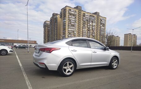 Hyundai Solaris II рестайлинг, 2017 год, 1 150 000 рублей, 5 фотография