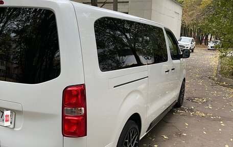 Opel Zafira Life I, 2021 год, 3 000 000 рублей, 12 фотография