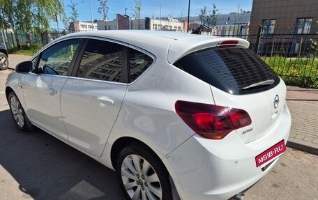 Opel Astra J, 2012 год, 850 000 рублей, 3 фотография