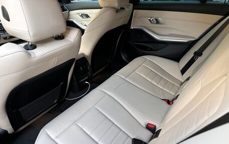 BMW 3 серия, 2021 год, 4 700 000 рублей, 17 фотография