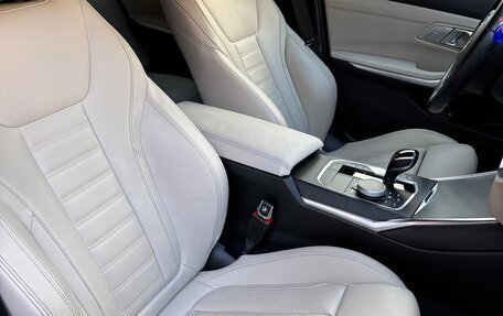 BMW 3 серия, 2021 год, 4 700 000 рублей, 27 фотография