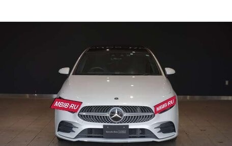 Mercedes-Benz A-Класс, 2022 год, 1 690 000 рублей, 2 фотография