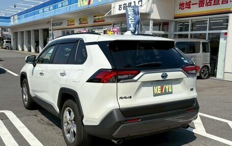 Toyota RAV4, 2022 год, 2 400 888 рублей, 5 фотография