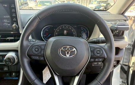 Toyota RAV4, 2022 год, 2 400 888 рублей, 22 фотография
