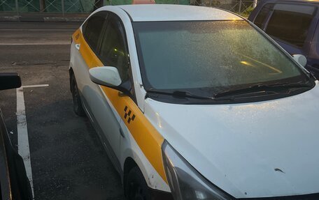 Hyundai Solaris II рестайлинг, 2016 год, 450 000 рублей, 2 фотография