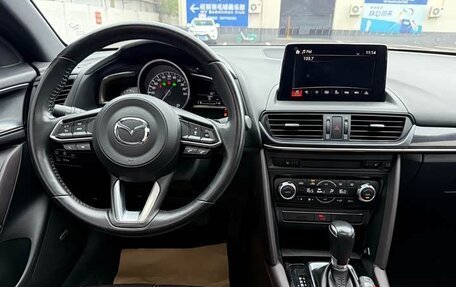 Mazda CX-4, 2022 год, 1 999 777 рублей, 10 фотография