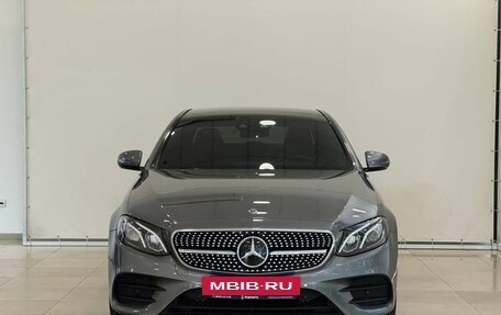 Mercedes-Benz E-Класс, 2019 год, 3 100 000 рублей, 3 фотография