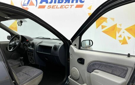 Renault Logan I, 2006 год, 310 000 рублей, 24 фотография